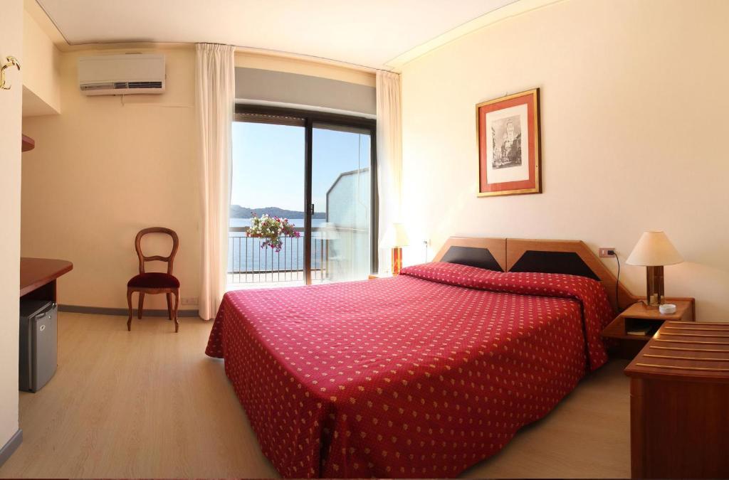 Albergo Miralago فيربانيا الغرفة الصورة